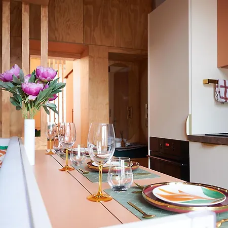 Utulno - Cozy Nomading Apartment *